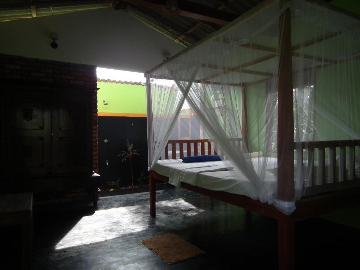 Coconut Island Villa Tangalle Exterior photo